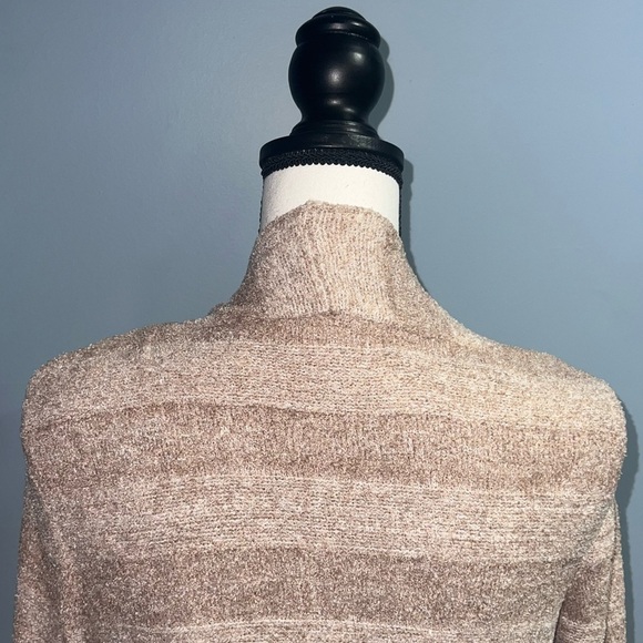 Barefoot dreams- Tan striped cardigan - Picture 4 of 5